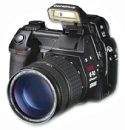 lympus E-10 - Markteinführung November 2000 - Die E-10 war eine digitale 4 Megapixel Spiegelreflexkamera mit fest angebauten Objektiv. Sie wog 1,1 kg und wurde bereits 2001 vom 5-Megapixel-Nachfolger Olympus E-20 abgelöst.